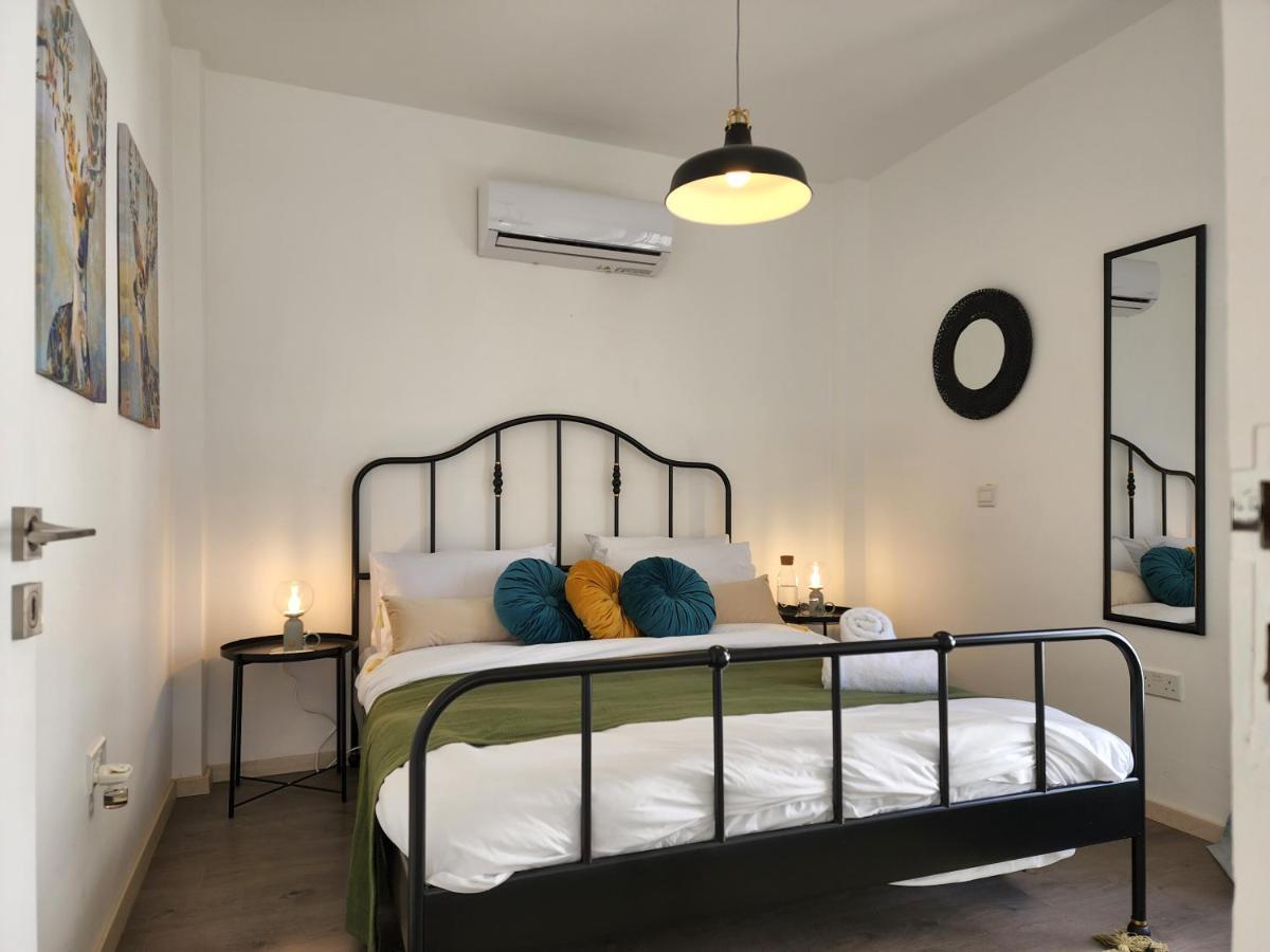 Frida'S Cozy Two Bedroom Apt Larnaca Exterior foto