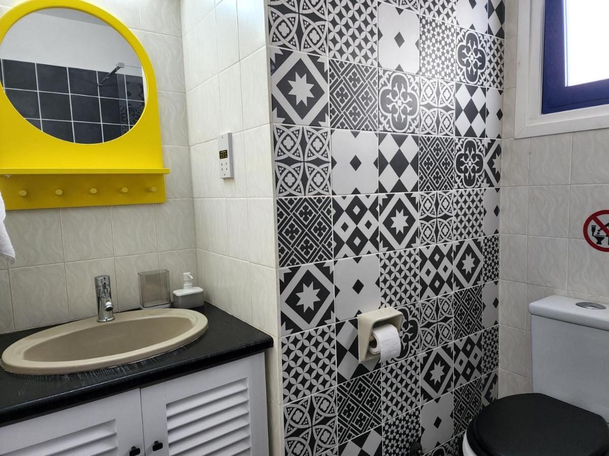 Frida'S Cozy Two Bedroom Apt Larnaca Exterior foto